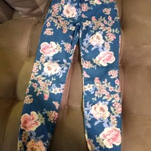 Brand New Floral Legging Jeans